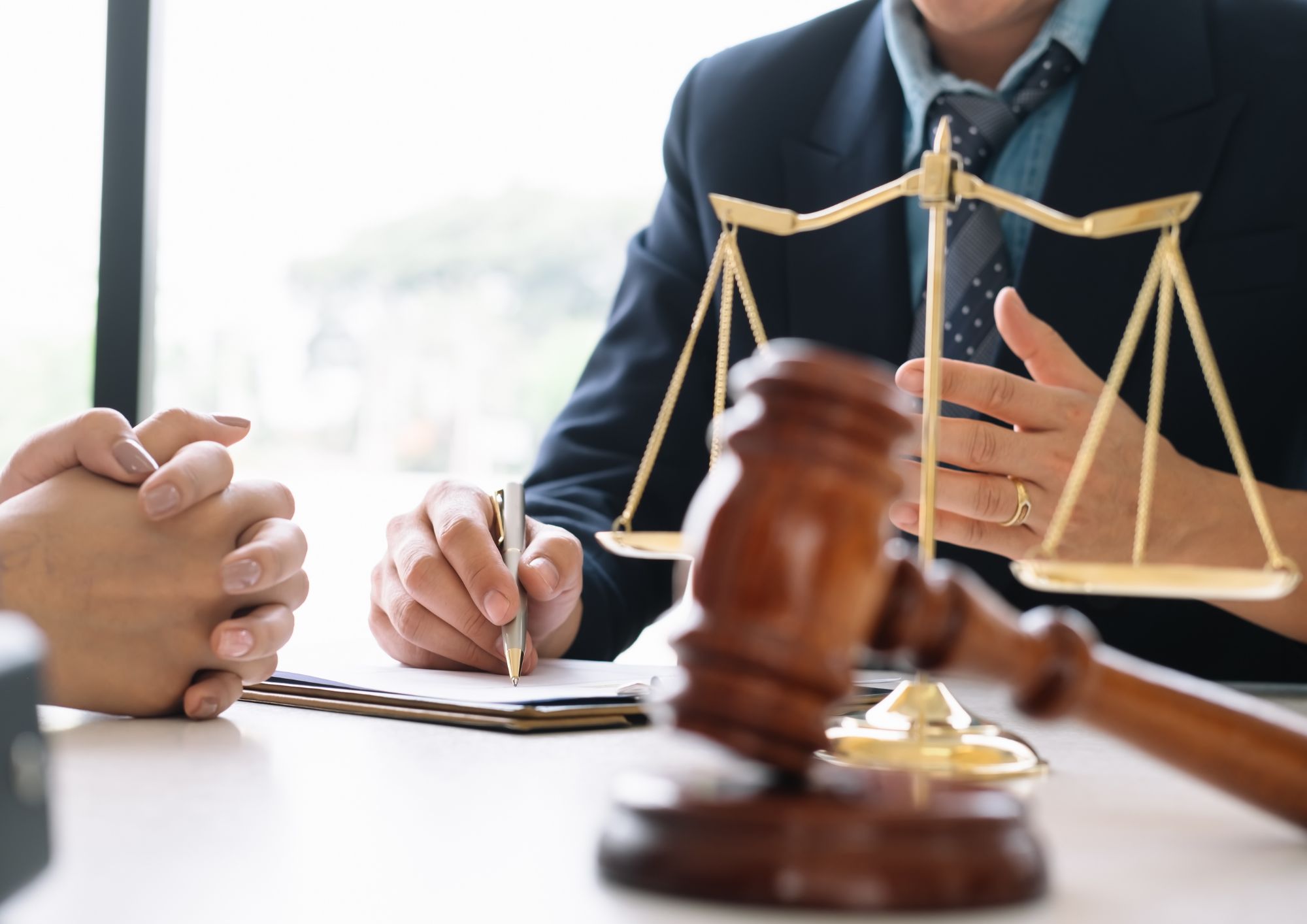איך בוחרים עורך דין לייצוג דיירים בהליכי פינוי בינוי?